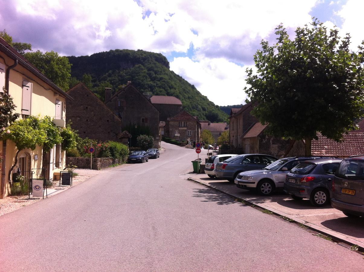 Les Trois Cloches Bed and Breakfast Baume-les-Messieurs Exterior foto