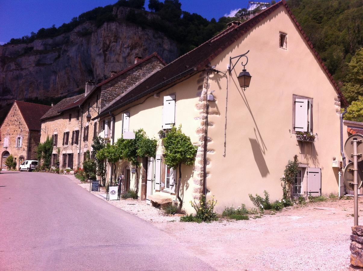 Les Trois Cloches Bed and Breakfast Baume-les-Messieurs Exterior foto